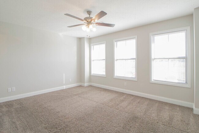 Building Photo - 1000-103 Henry Place Blvd