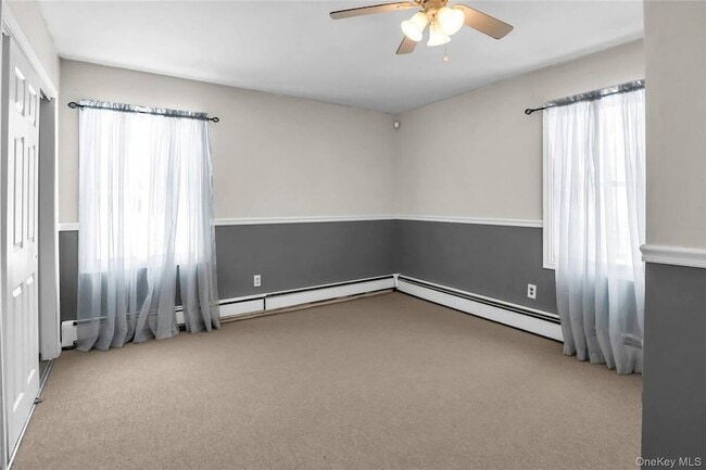 Building Photo - 11 Onyx Dr