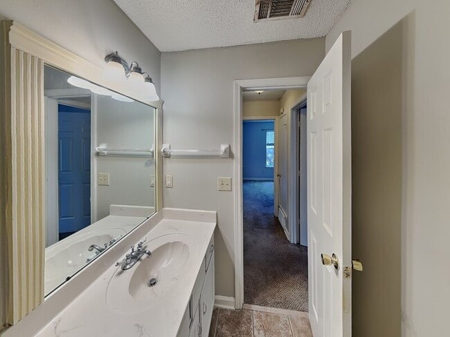 Building Photo - 8108 Conridge Dr