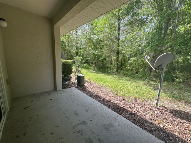 Building Photo - SPACIOUS 3 BEDS TOWNHOUSE CLOSE TO DOWNTOWN!!