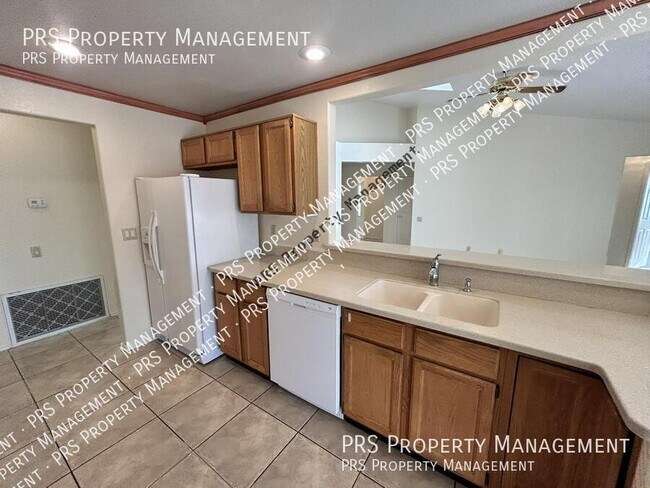 Building Photo - 3809 E Desert Flower Ln