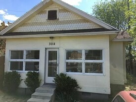 Building Photo - 3014 S Lindsay Ave