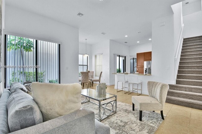 Building Photo - 8354 NW 39th Ct