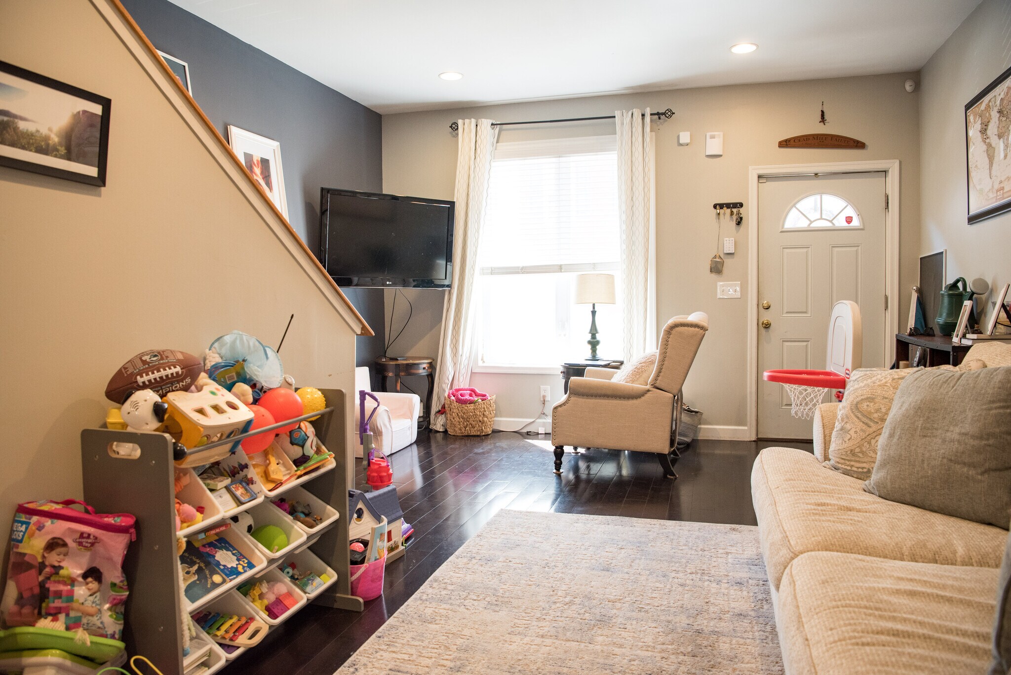 Living Room - 1623 Swain St