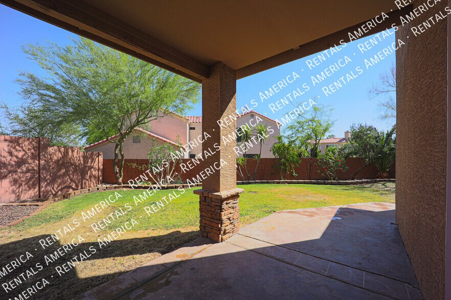 Building Photo - 15550 N Frank Lloyd Wright Blvd