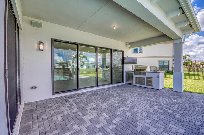 Building Photo - 10077 Heron Flock Dr
