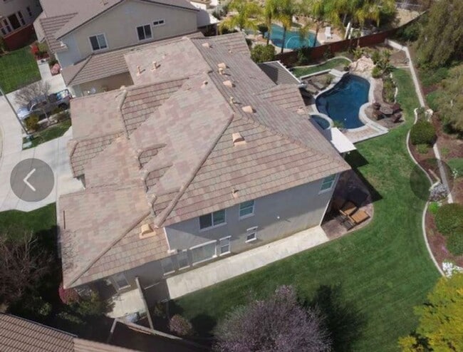 Building Photo - Beautiful, Expansive Paseo Del Sol Pool Home for Rent