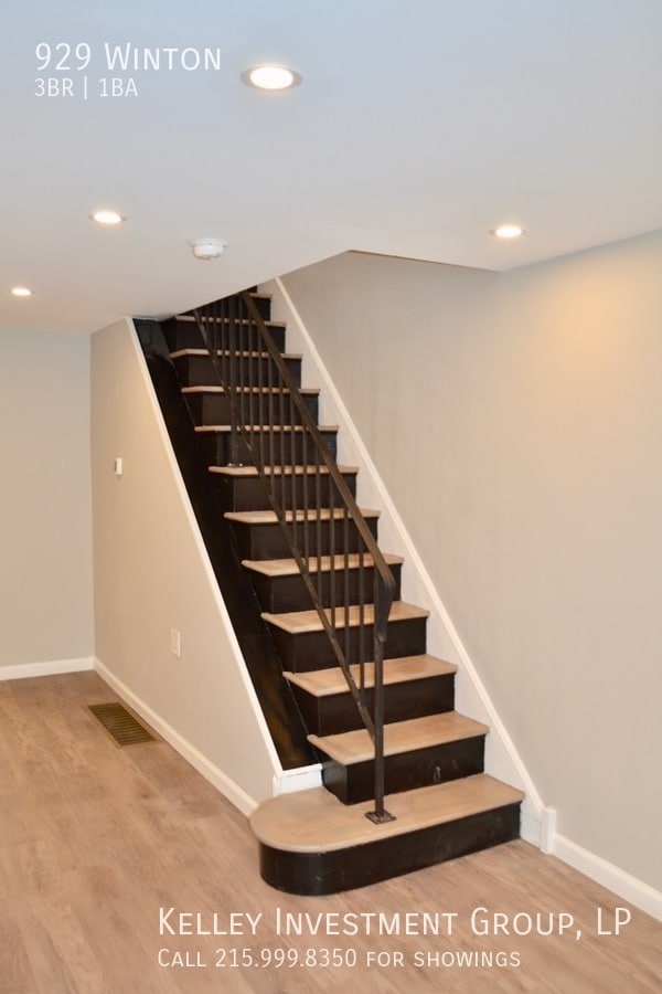 Building Photo - 929 Winton-