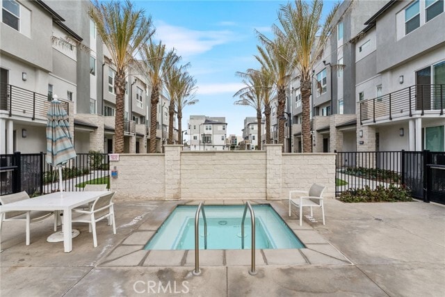 Building Photo - 1323 W Cara Dr