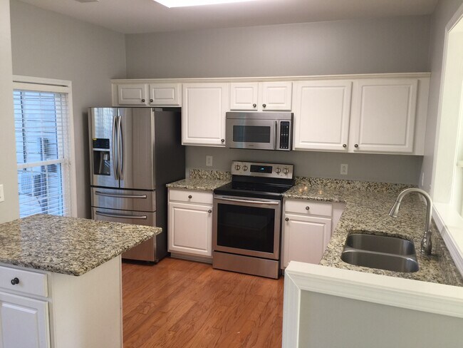 Building Photo - 601 Old Hickory Blvd