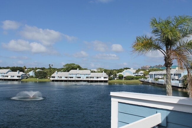 Building Photo - 1120 Ocean Dunes Cir