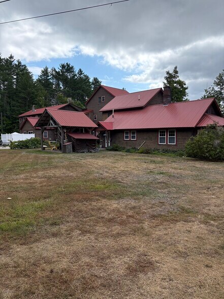 Building Photo - 237 White Mountain Hwy