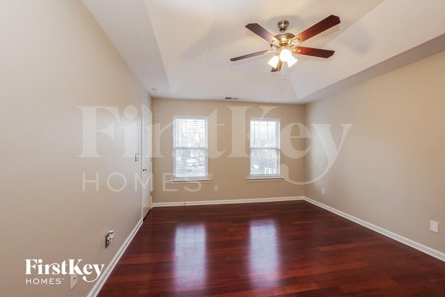 Building Photo - 6214 Forest Pond Dr