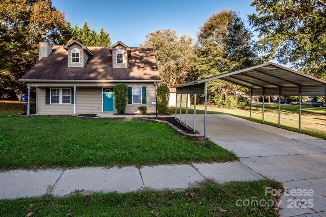 Building Photo - 408 Lytton St