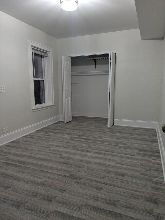 Building Photo - 7910 Karlov Ave