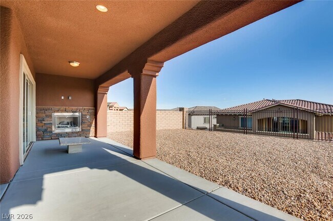 Building Photo - 12165 Edgehurst Ct