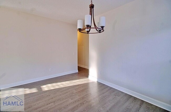 Building Photo - 223 Whipple Ave