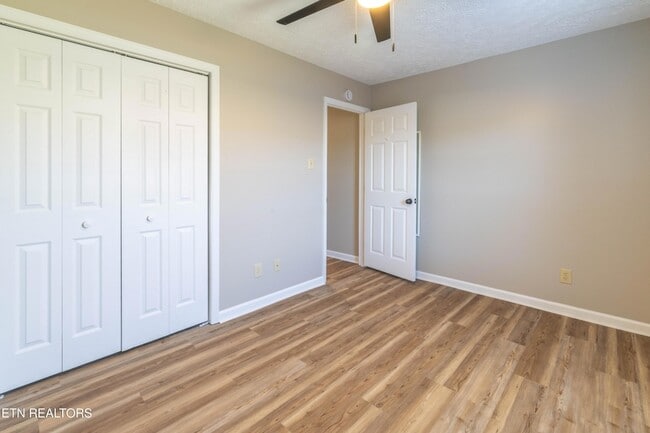 Building Photo - 4405 Greenfern Way