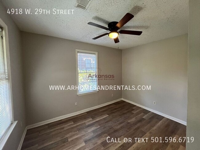 Building Photo - 4918 W 29th St