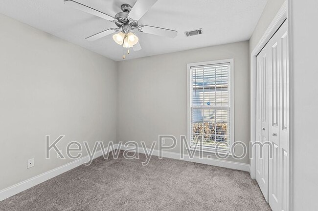 Building Photo - 808 Tyler Woods Dr