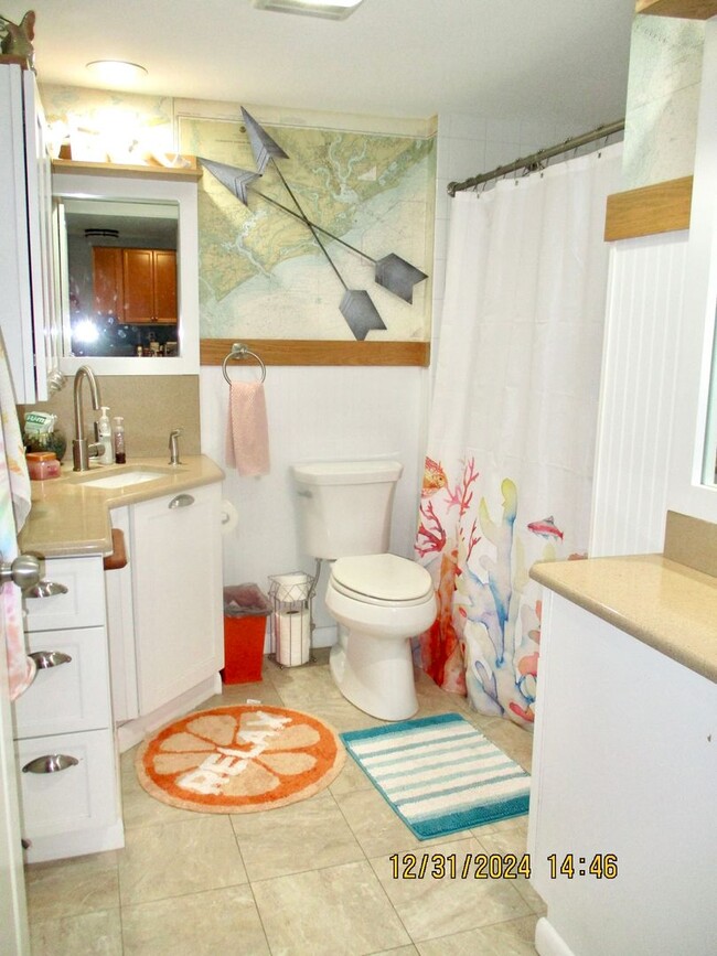 Building Photo - furnished apartment with intracoastal acce...