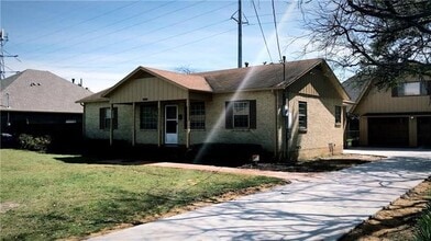 Building Photo - 3982 Cortez Dr