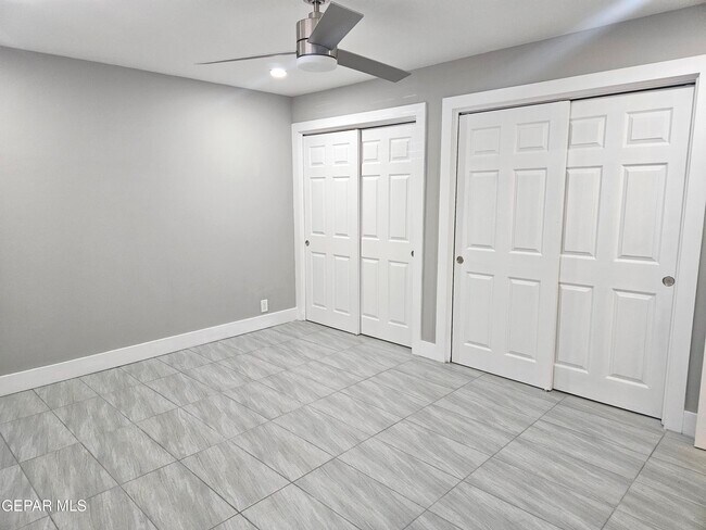 Building Photo - 252 Shadow Mountain Dr