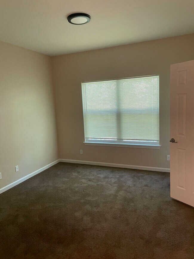 Building Photo - 9082 Cedar Ct