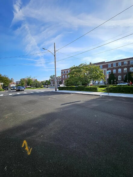 Building Photo - 5 West St