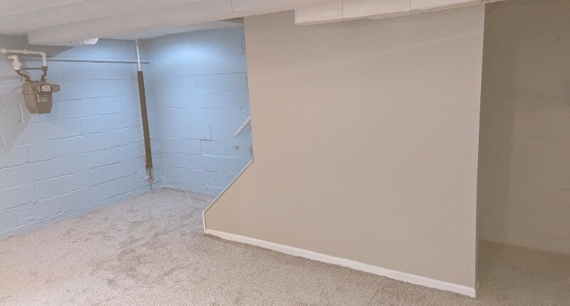 Building Photo - 1047 Wilmington Ave