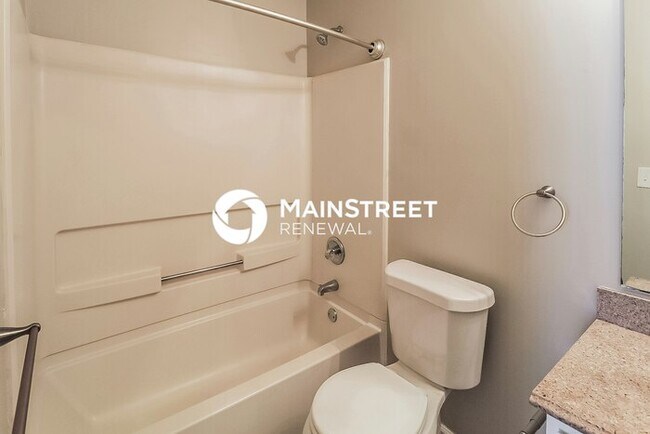 Building Photo - 4 Bedroom Pet-Friendly Home in Decatur, GA with Main Street Renewal