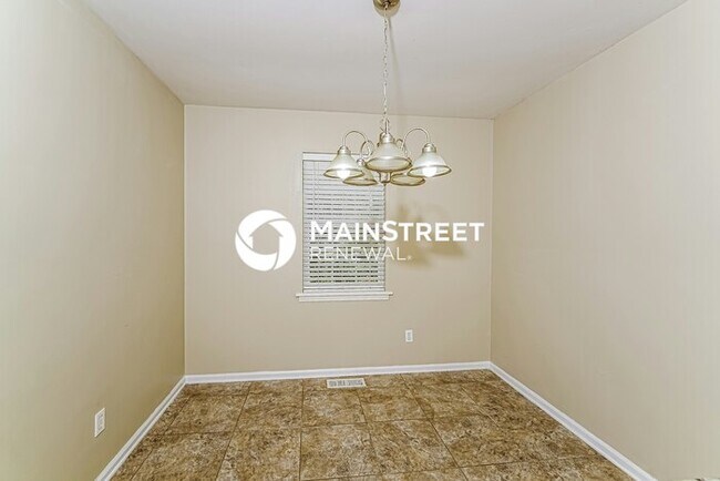 Building Photo - 3 Bedroom Pet-Friendly Home in Birmingham,...