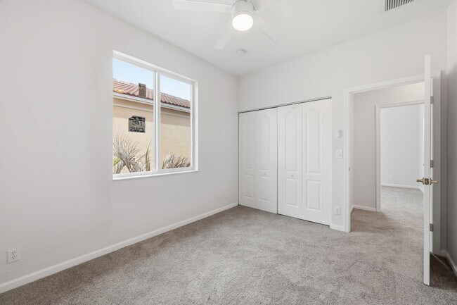 Building Photo - 5601 Spanish River Rd