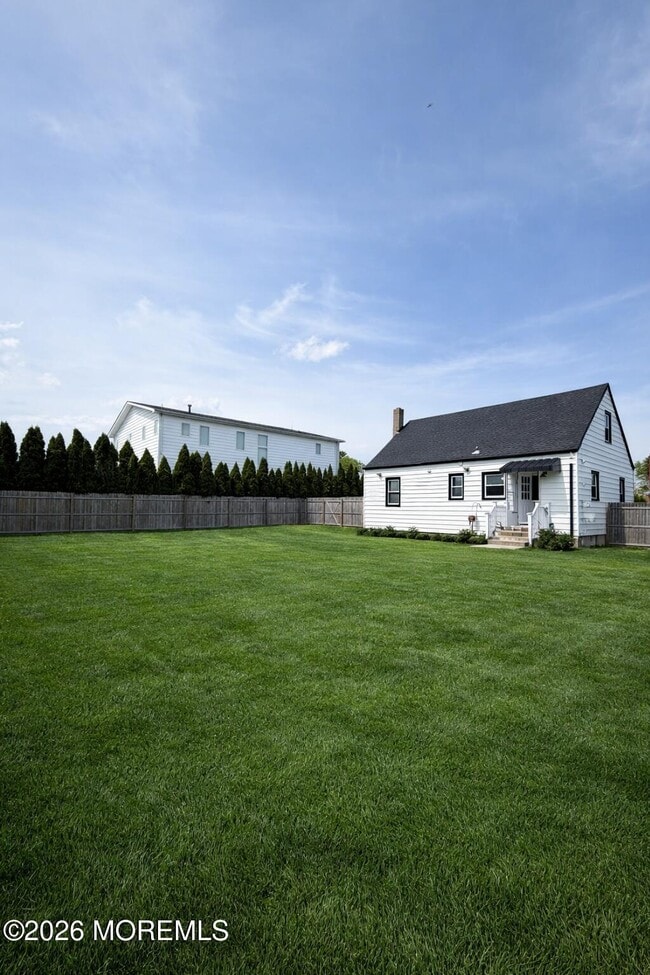 Building Photo - 10 Cambell Ct