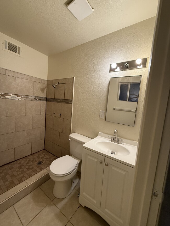 Bathroom #1 - 126 W Barrus Pl