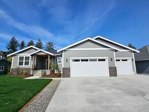 Building Photo - MOVE IN SPECIAL! Newly Built Home in Birch...