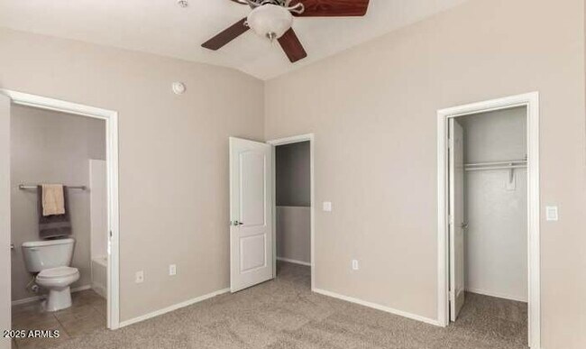Building Photo - 2401 E Rio Salado Pkwy