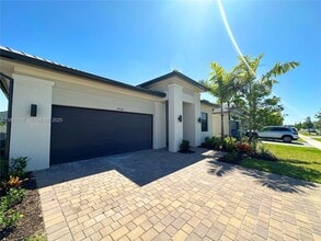 Building Photo - 17354 SW 46th St