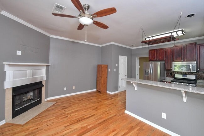 Building Photo - 371 Woodward Ave SE