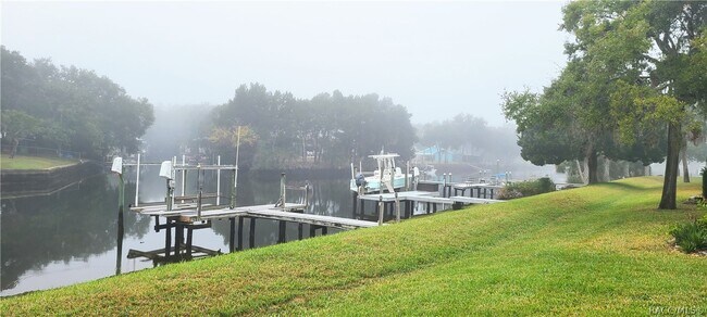 Building Photo - 10906 W Cove Harbor Dr