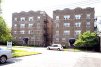 Building Photo - Montgomery Arms