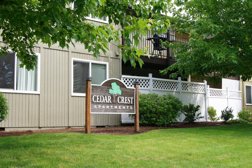 Primary Photo - Cedar Crest Apartments