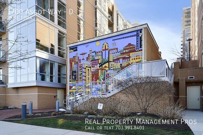 Building Photo - 1700 Ascot Way