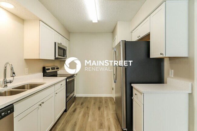 Building Photo - 3 Bedroom Pet-Friendly Home in Middleburg,...