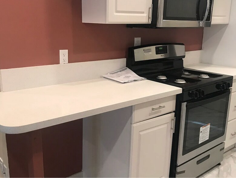 Building Photo - 12470 Washington Pl