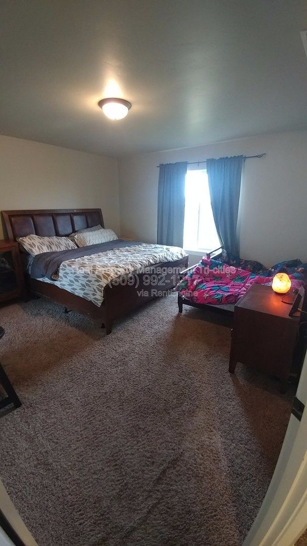 Building Photo - 605 Pradera Ct