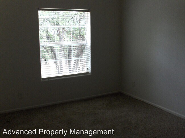 Building Photo - 3 br, 2 bath House - 18244 Alps St.