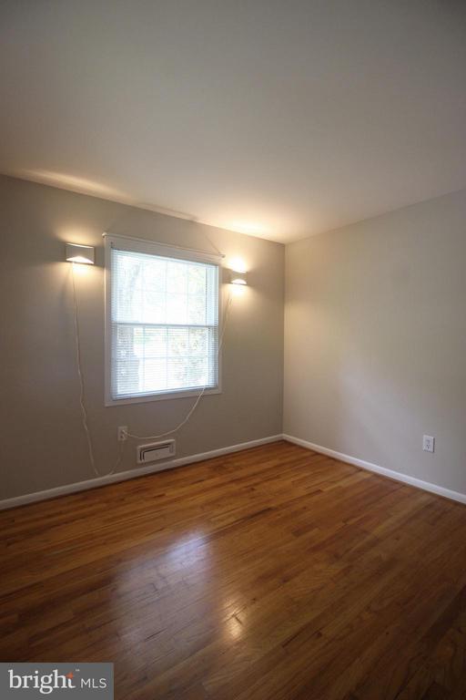 Building Photo - 6211 Duntley Ct