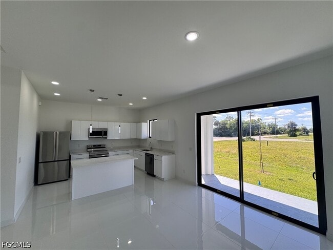 Building Photo - 4002 NW 38th St