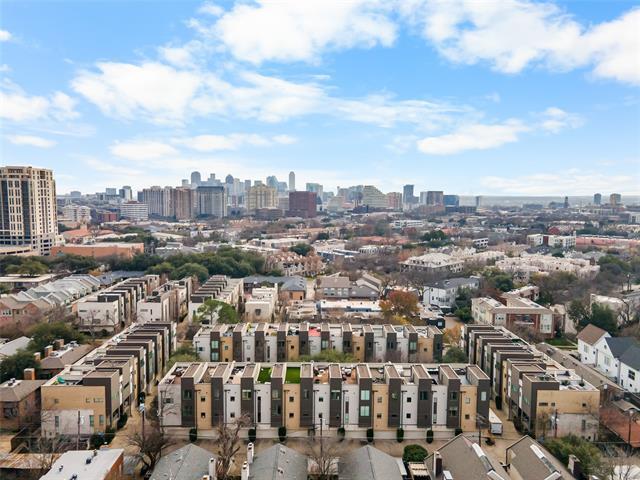 Building Photo - 4111 Newton Ave